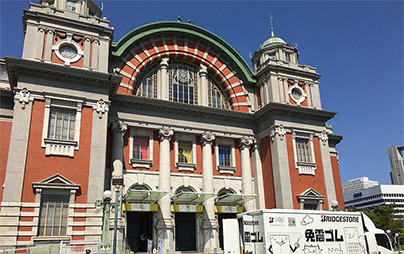 「開館100周年！大阪市中央公会堂を地震から守る免震ゴム」の記事ページへ