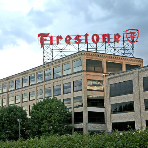 米国第2位のタイヤメーカー、「ファイアストン社」を買収