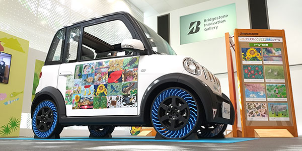 ラッピングカー